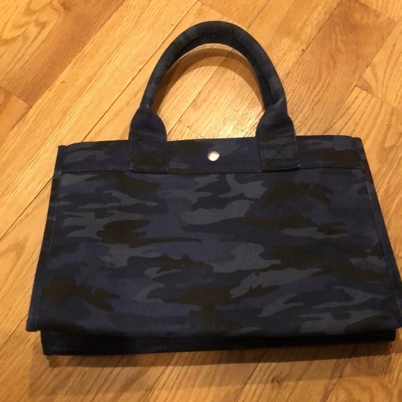 Quilted Koala East West Canvas Tote Dark Blue Camo - Picture 6 of 11